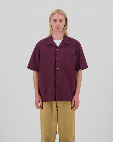 Howlin Cocktail Shirt Seersucker Burgundy