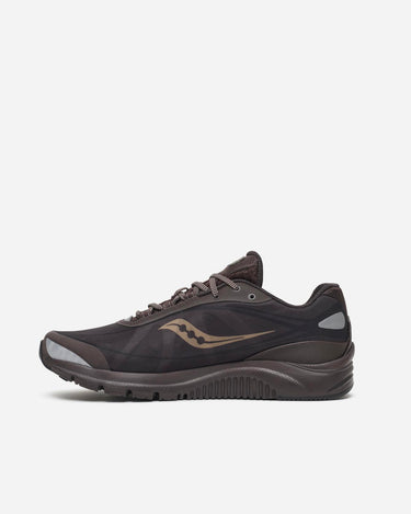 First introduced in 2010 as a minimalist running shoe, the Kinvara 1, new for the season, features a low profile and open mesh for breathability, offering a lower‑profile take within the retro tech category. Fade colors and updated graphics nod to the original design while giving it a refined look for the season.
Style # S101650-1004
Model: Kinvara 1
Color: Totre / Bronze