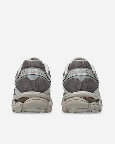 Asics GEL Cumulus 16 Cooca Powder / Pure Silver 
Style Number: 1203A733-201