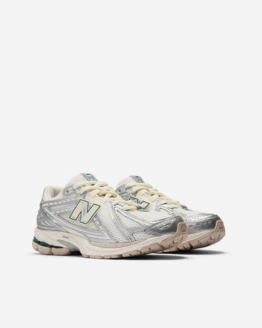 New Balance M1906REE Silver Metallic Sea Salt