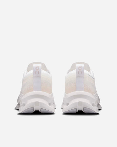 On Running: Cloudtilt Moon White Frost
Product Code: 3MF30670664