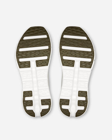 On Running cloudtilt olive desert 
style ref: 3ME10104843