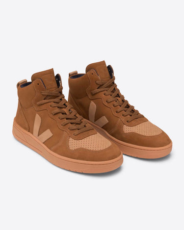 Veja V15 Nubuck Camel Desert